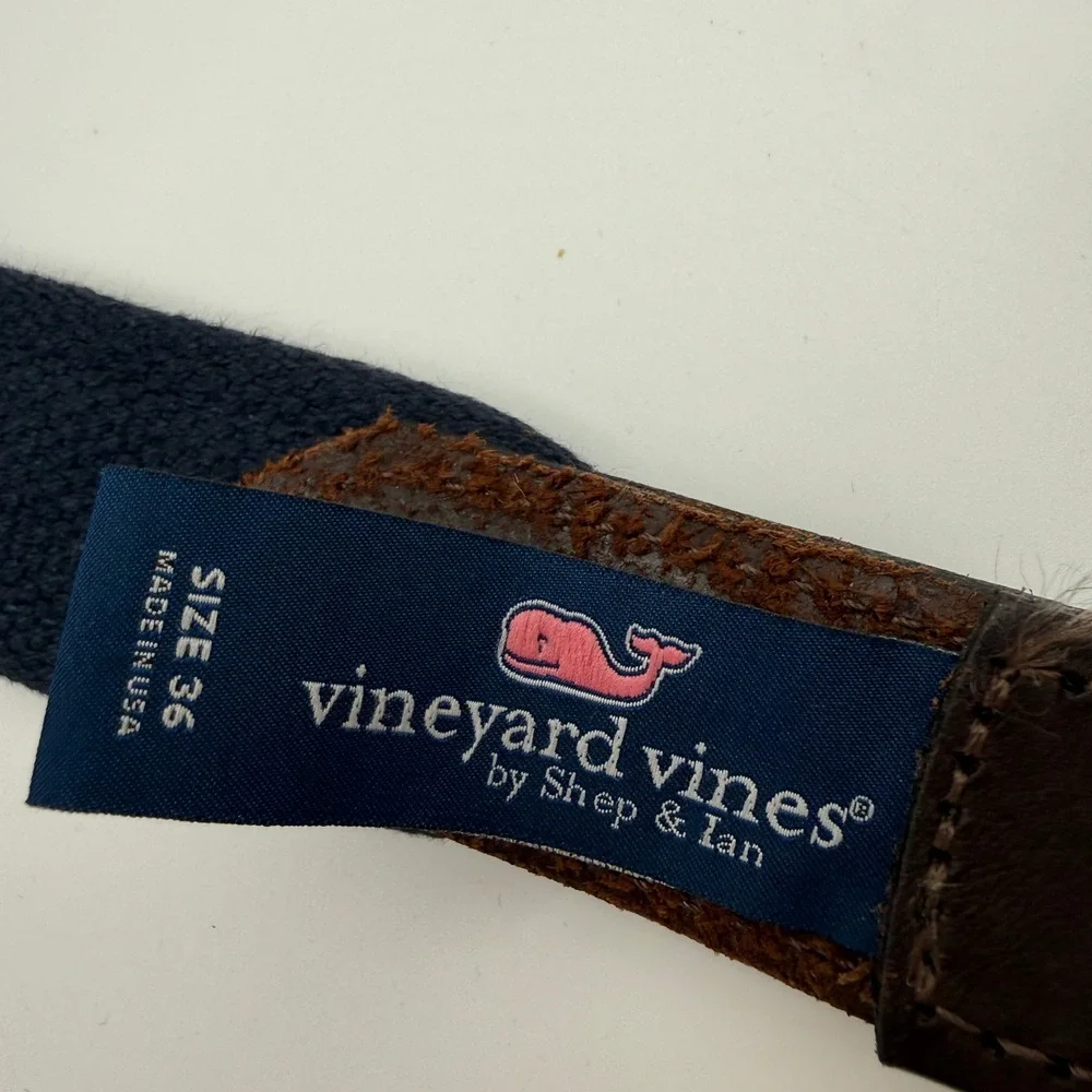 Vineyard Vines classic canvas